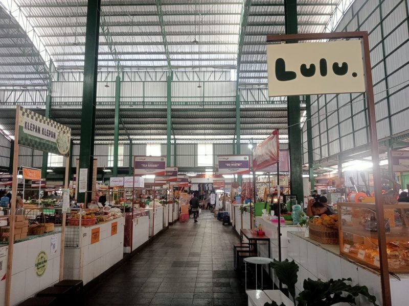 malang traditional market
