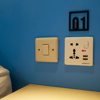 Universal Power Outlet