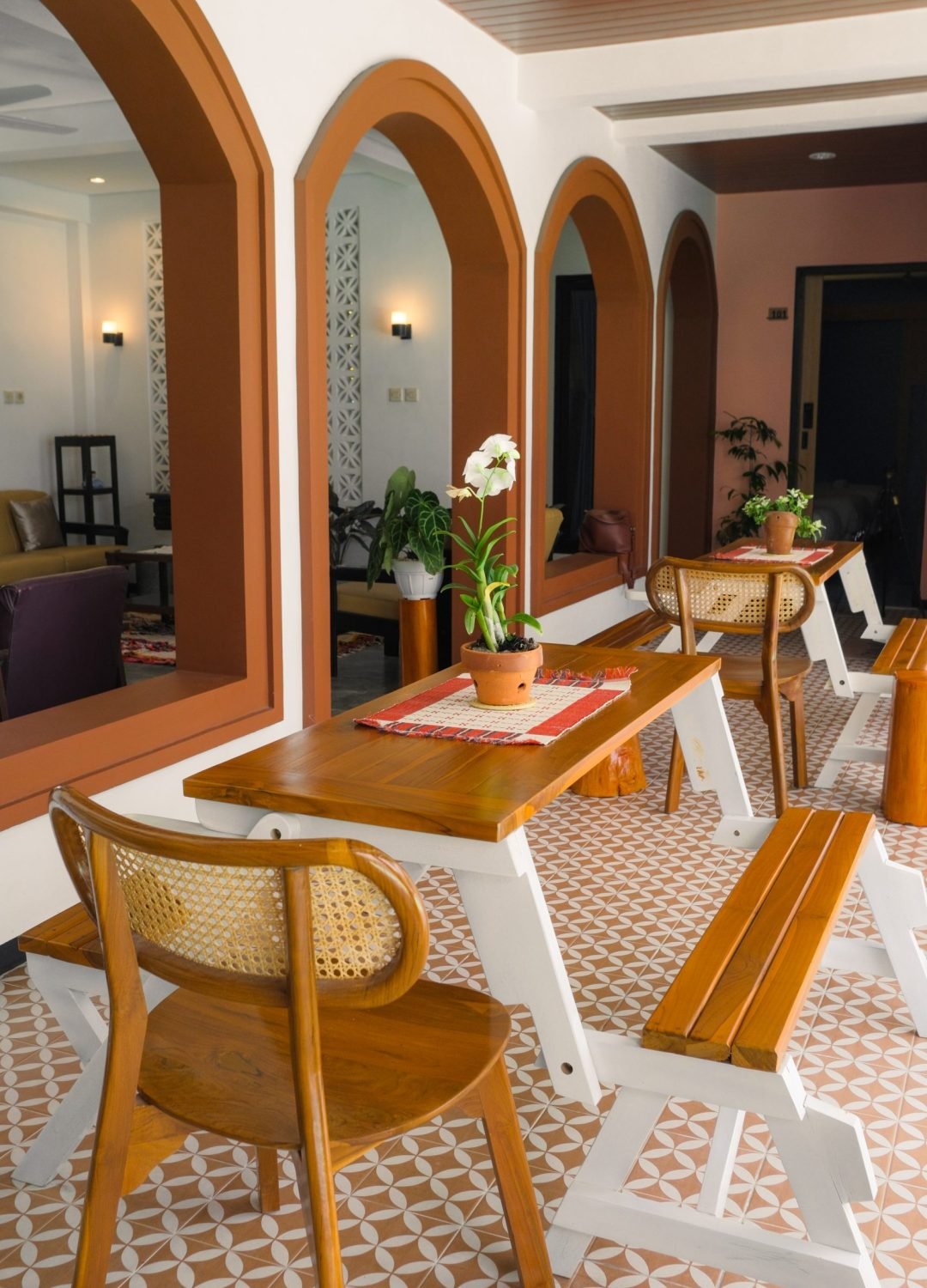 affordable places to stay near bromo