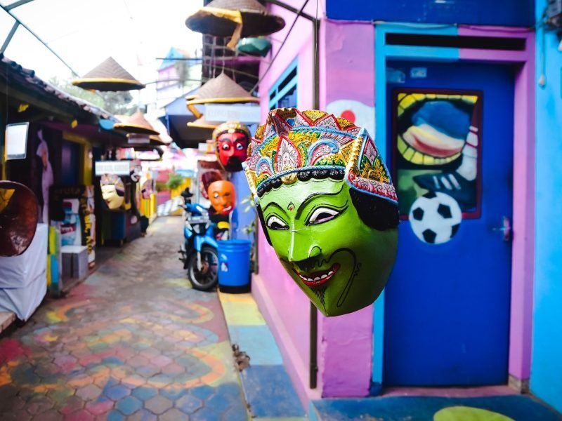 historic district walk malang